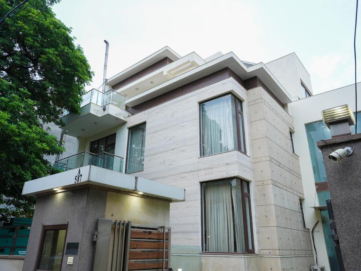 Lime Tree Hotel Sushant Lok Gurgaon Sector 29 Next To Iffco Chowk Metro المظهر الخارجي الصورة