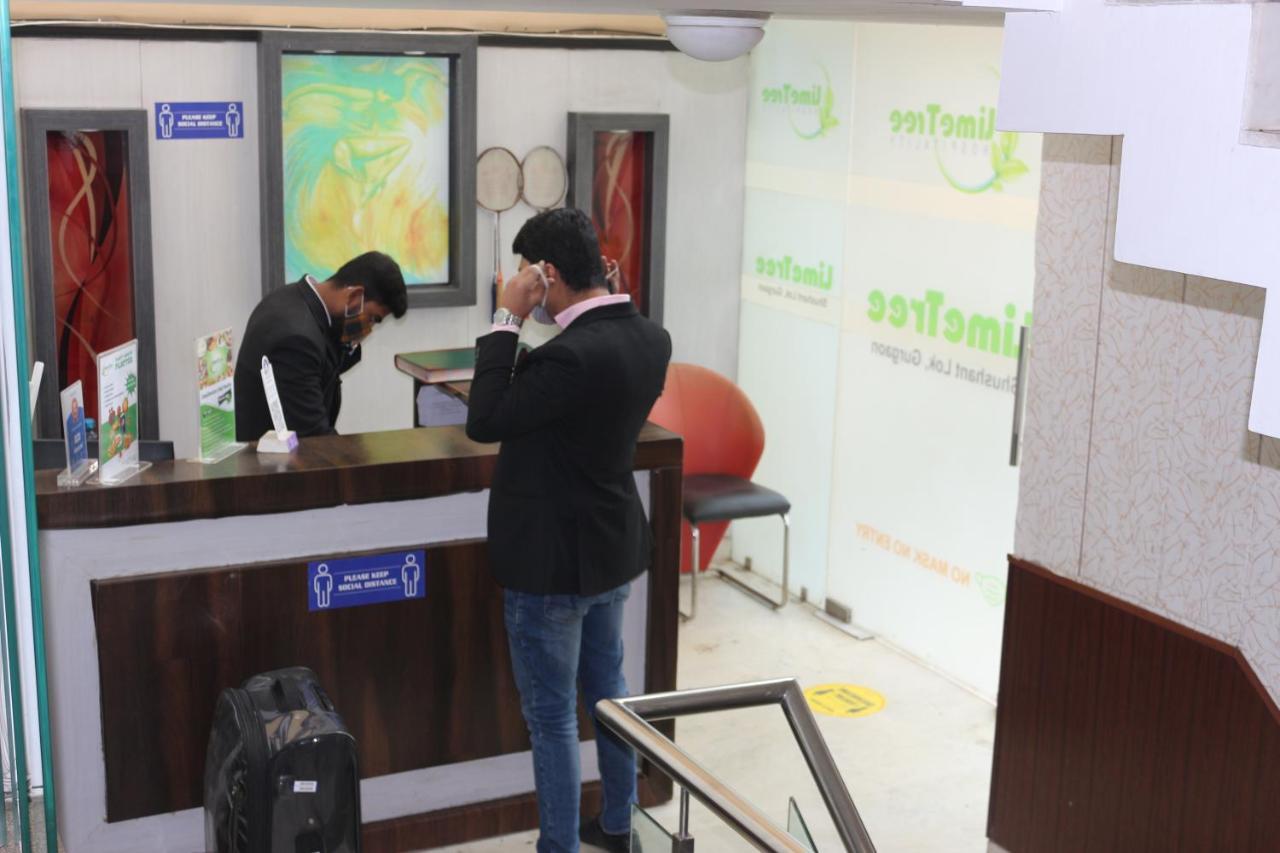 Lime Tree Hotel Sushant Lok Gurgaon Sector 29 Next To Iffco Chowk Metro المظهر الخارجي الصورة