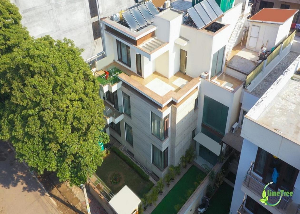 Lime Tree Hotel Sushant Lok Gurgaon Sector 29 Next To Iffco Chowk Metro المظهر الخارجي الصورة